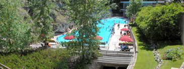 Prestige Inn Radium Hot Spring Photo